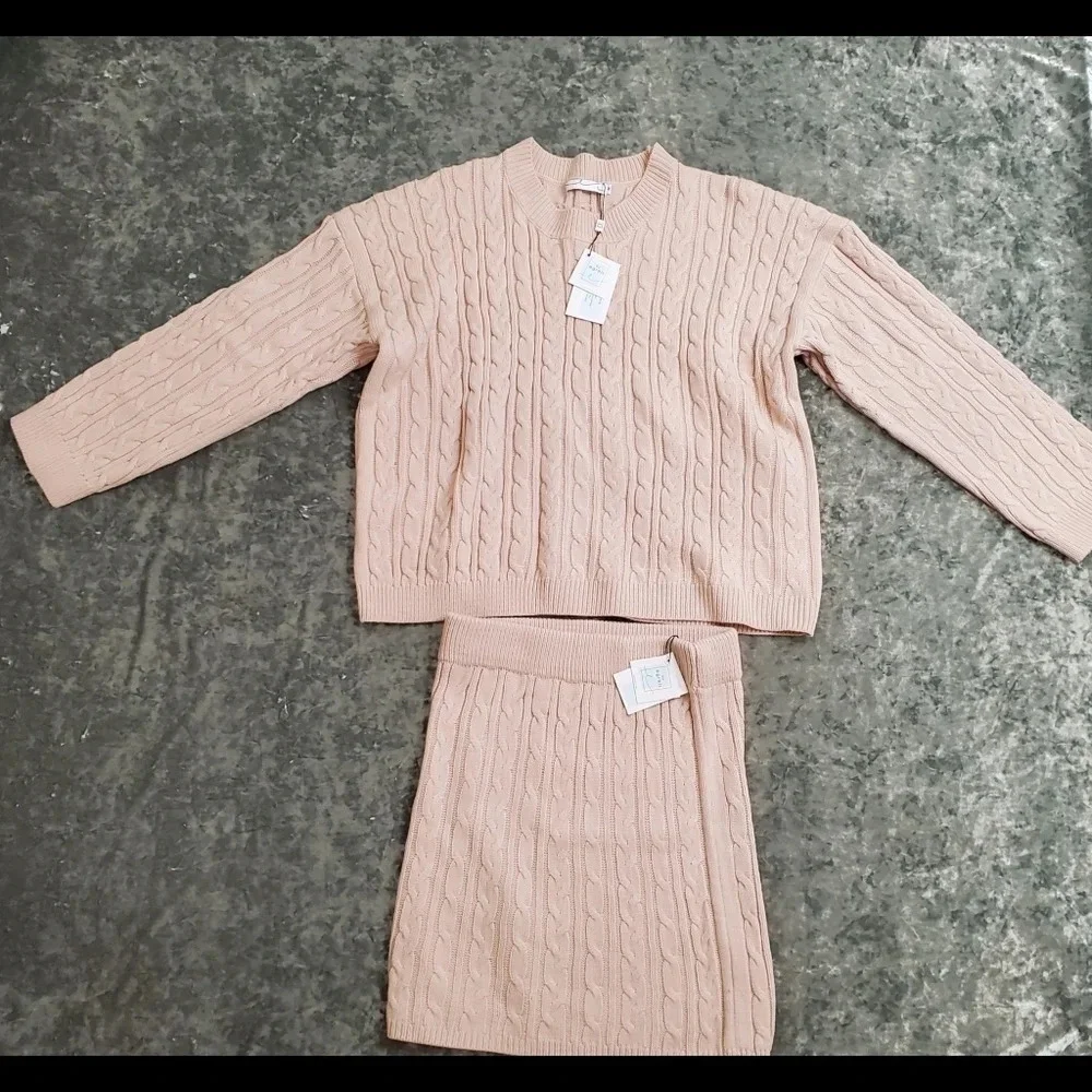 By Egreis Melina Sweater & Skirt Set